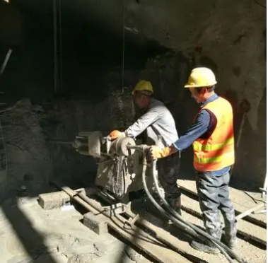 临泽水下抗分散灌浆料特点 水下不分散注浆料介绍