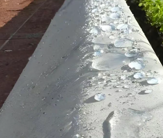 临泽硅烷浸渍涂料在混凝土保护中的应用