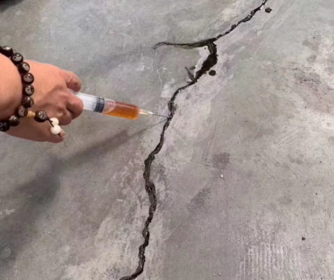 临泽混凝土裂缝修补技术详解​